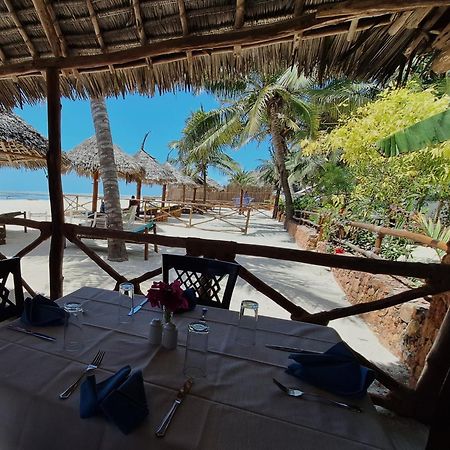 Bianco Azzurro Hotel & Restaurant Pwani Mchangani Exteriör bild