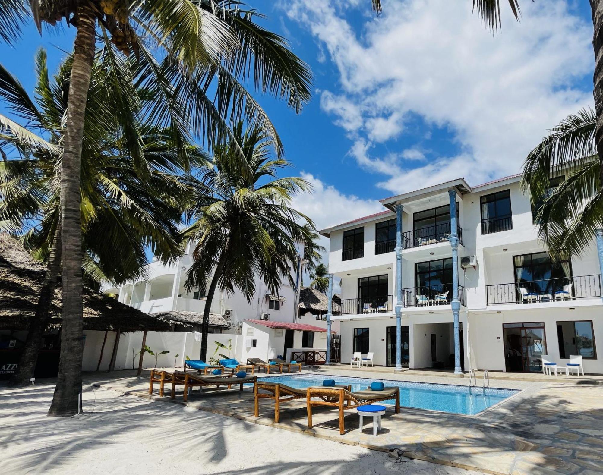 Bianco Azzurro Hotel & Restaurant Pwani Mchangani Exteriör bild