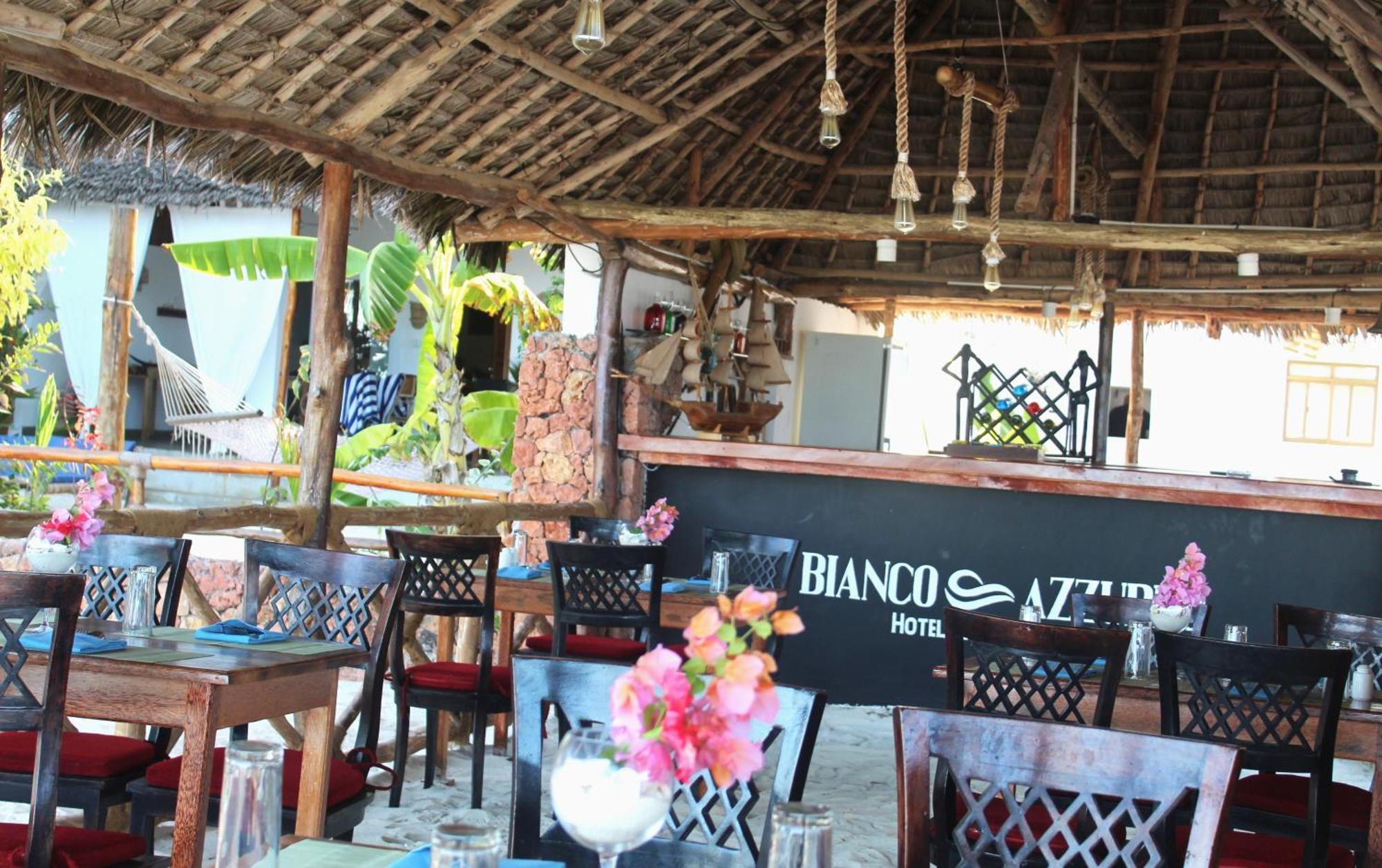 Bianco Azzurro Hotel & Restaurant Pwani Mchangani Exteriör bild