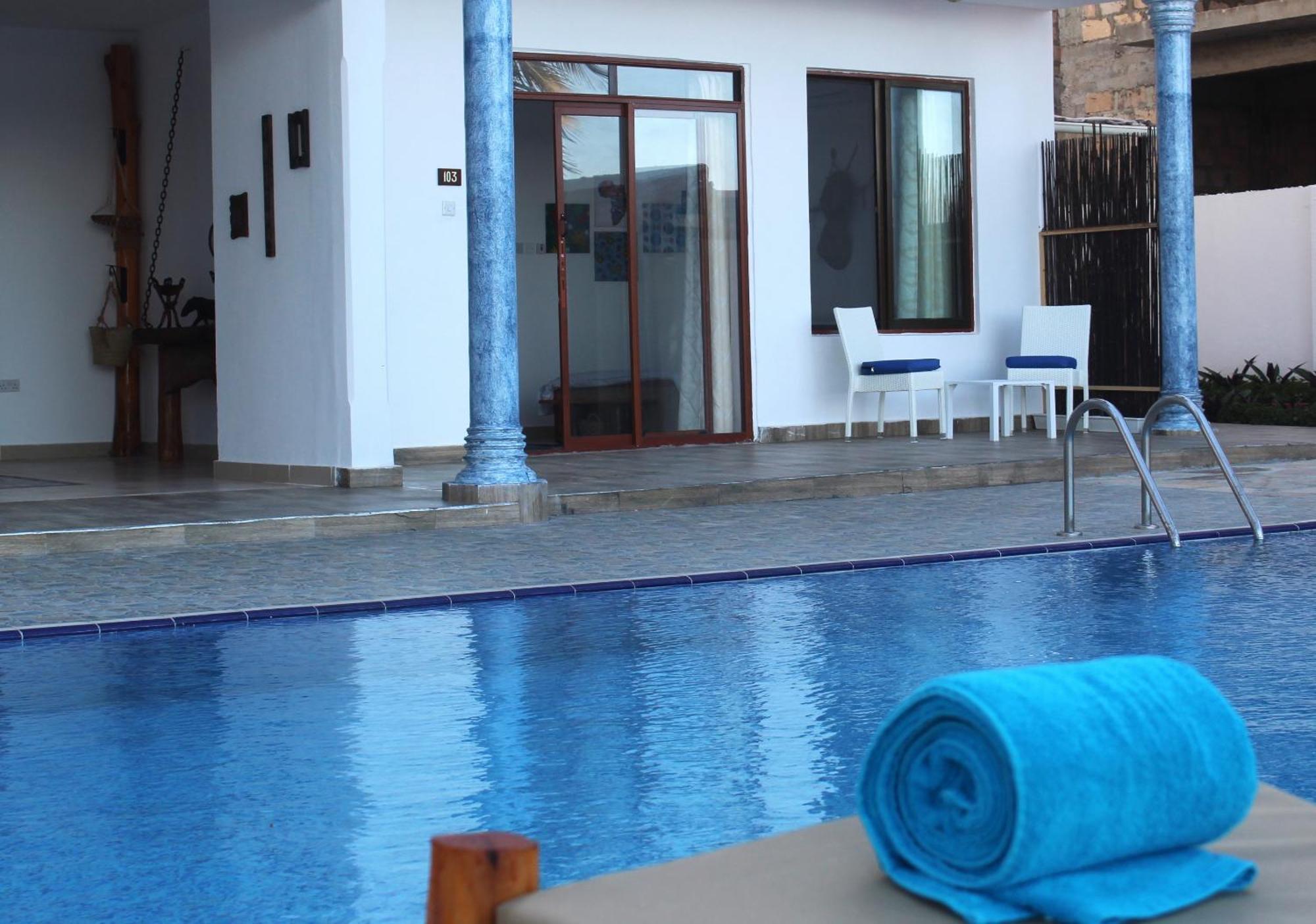 Bianco Azzurro Hotel & Restaurant Pwani Mchangani Exteriör bild